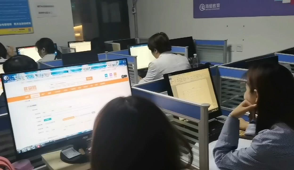 郑州办公软件速成班 高效掌握办公技能，提升职场竞争力